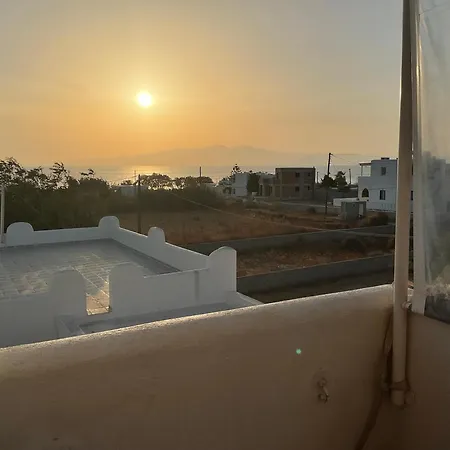 Theoni Kastraki Naxos Кастраки