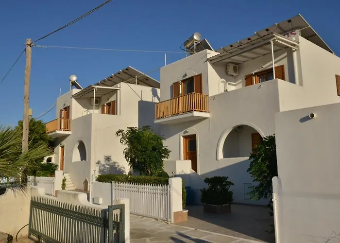 Theoni Kastraki Naxos * Kastrákion