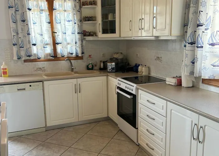 Theoni Kastraki Naxos